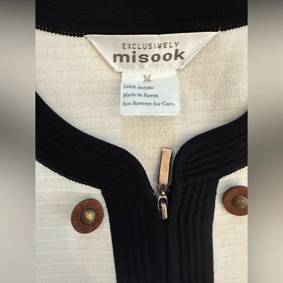 MISOOK White & Black Zip Jacket Cardigan with Brown/Brass Button Detail Size M - Picture 7 of 10